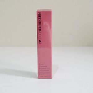 Ole Henriksen Pout Preserve Lip Treatment - Lingonberry Jam Glimmer